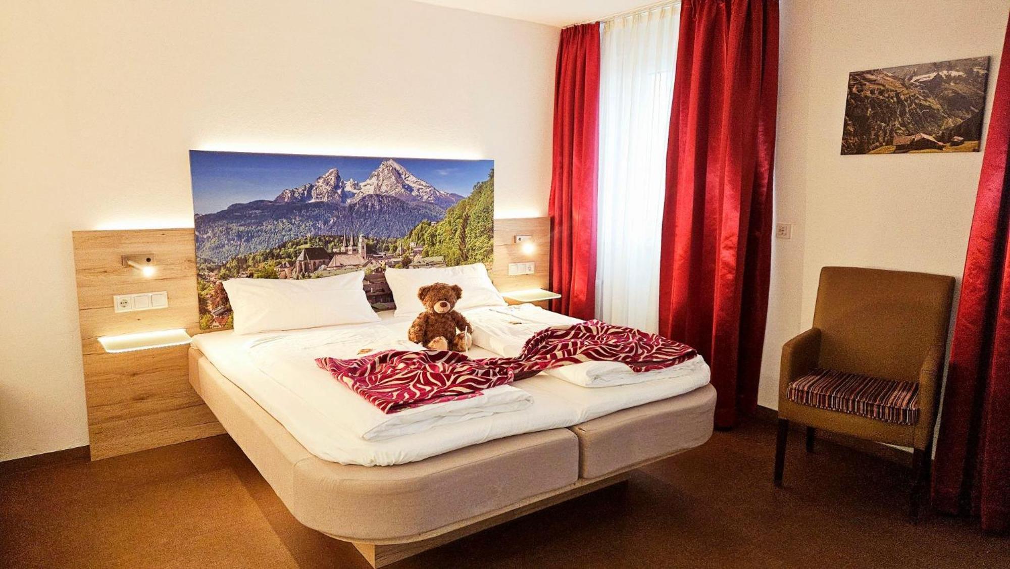 Hotel Edel Weiss BRE Екстериор снимка