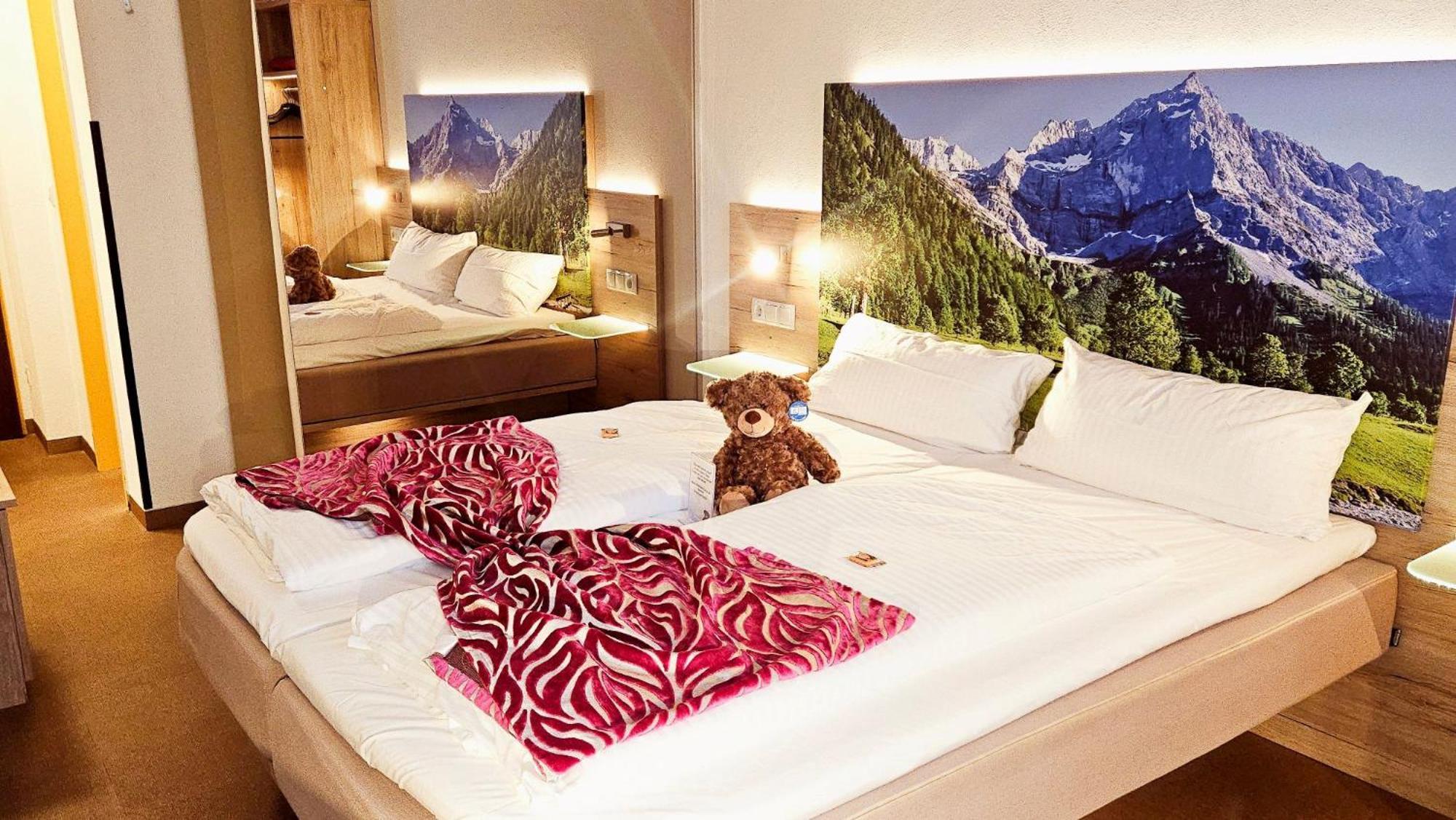 Hotel Edel Weiss BRE Екстериор снимка