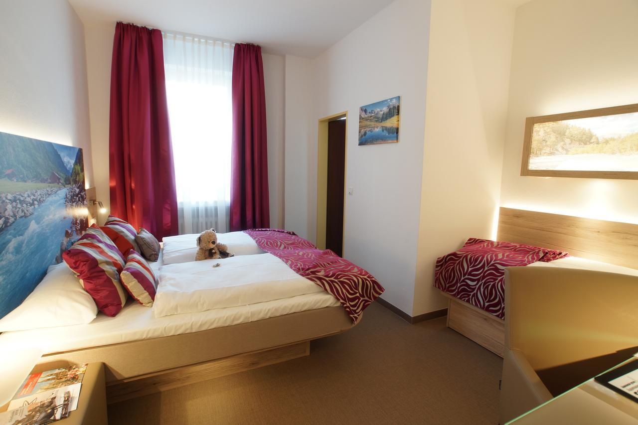 Hotel Edel Weiss BRE Екстериор снимка