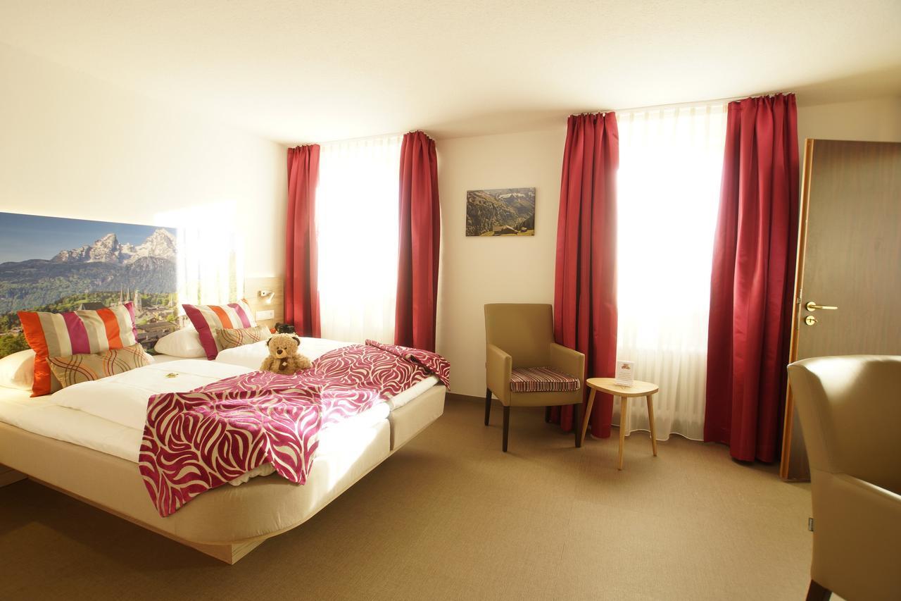 Hotel Edel Weiss BRE Екстериор снимка