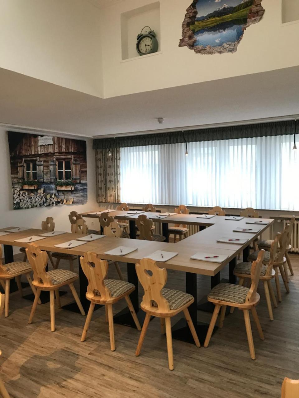 Hotel Edel Weiss BRE Екстериор снимка