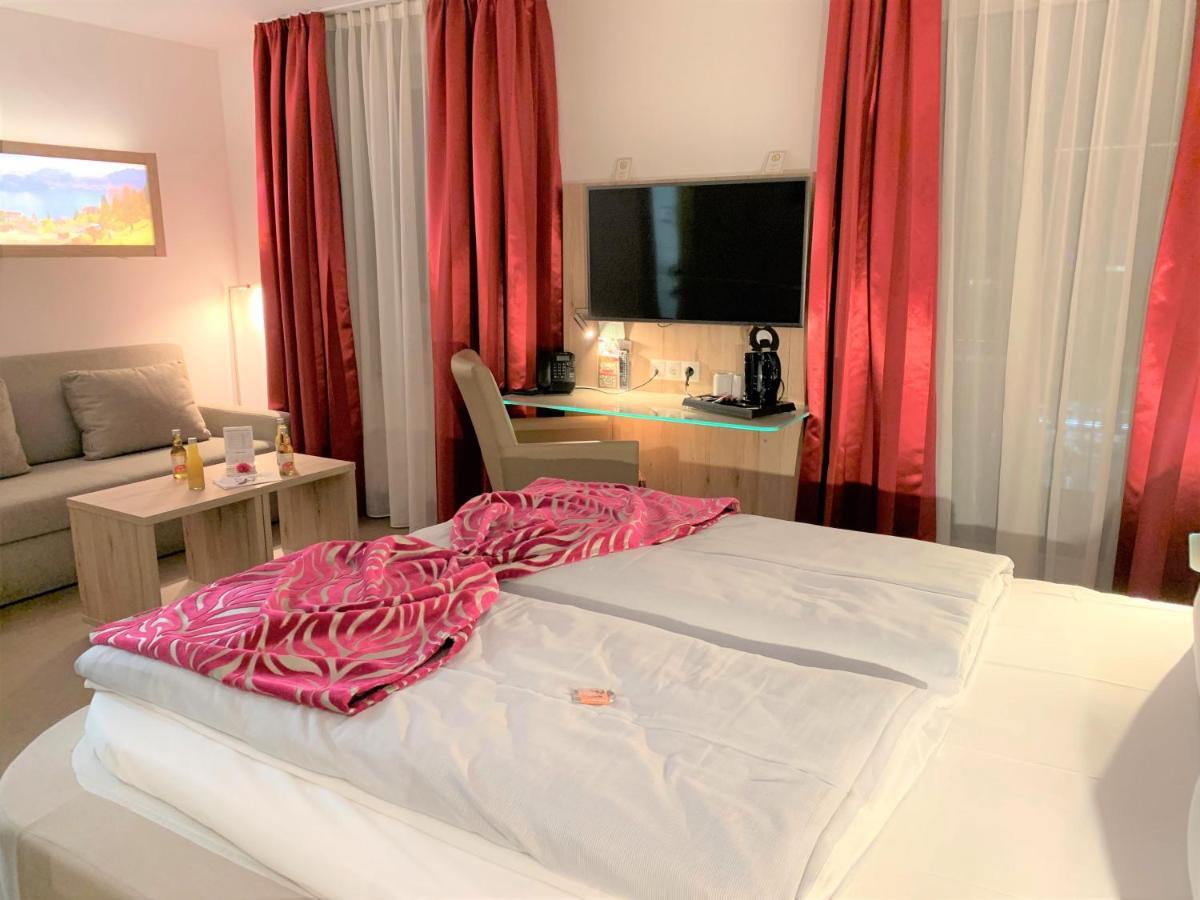 Hotel Edel Weiss BRE Екстериор снимка